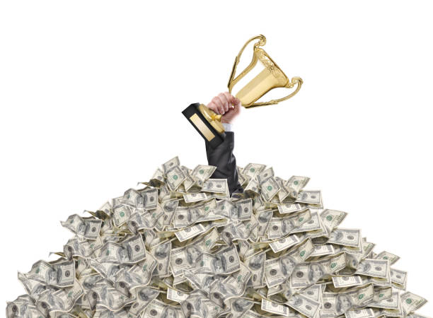 Dollar Rises as Fed Evans Hints that Rate Cut is Done