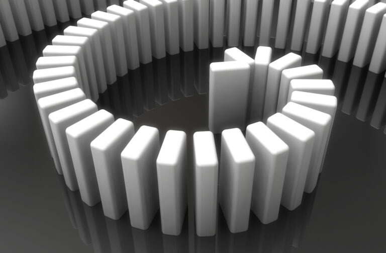 Markets Stay Subdued Ahead of Big Data and Earnings; Trade Talks Remain in Focus