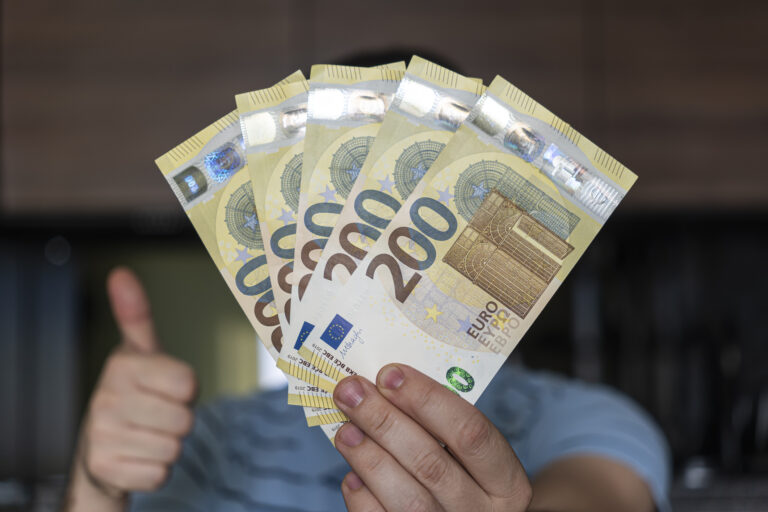 A Multi-Decade Trend Reversal Underway in EUR/USD?