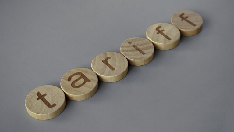 Asia Markets Mixed as US Tariff Fears Mount; Singapore 30 (Chart of the Day)