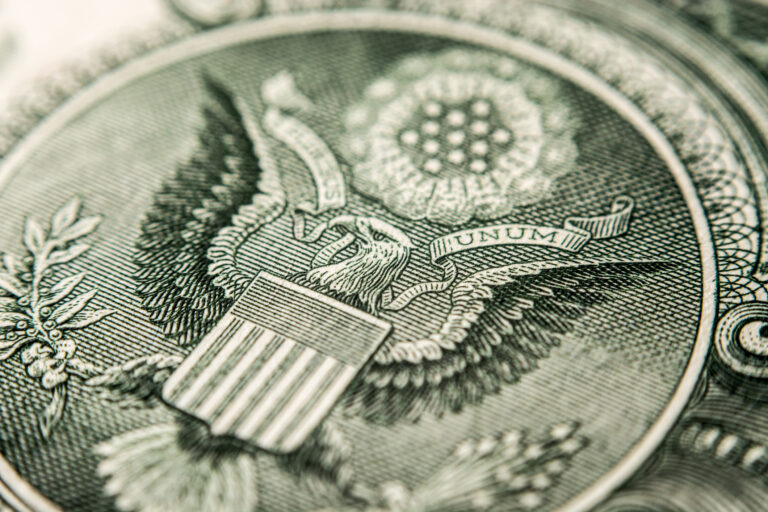 Dollar Stays Soft, Bessent’s Half-Point Cut Idea Stirs Talk but Not Positioning