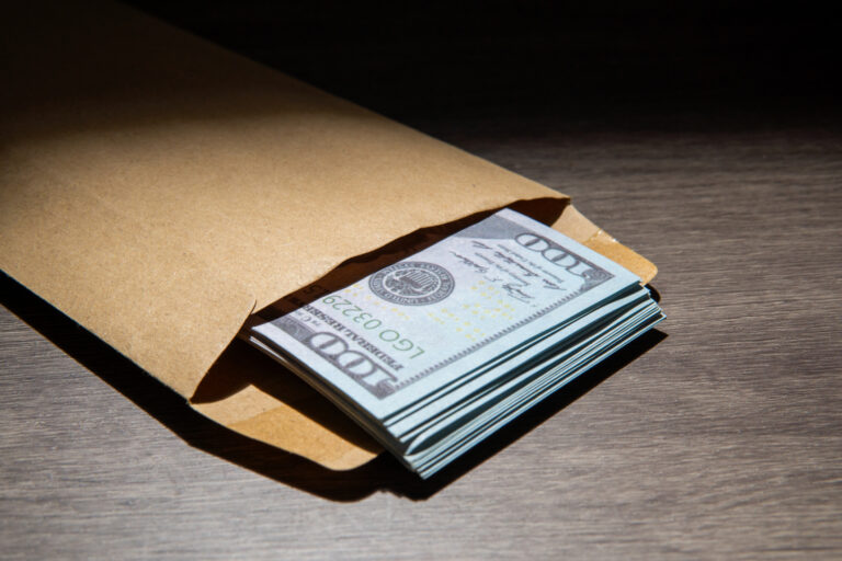 US Dollar Index Hovers Near Key Resistance