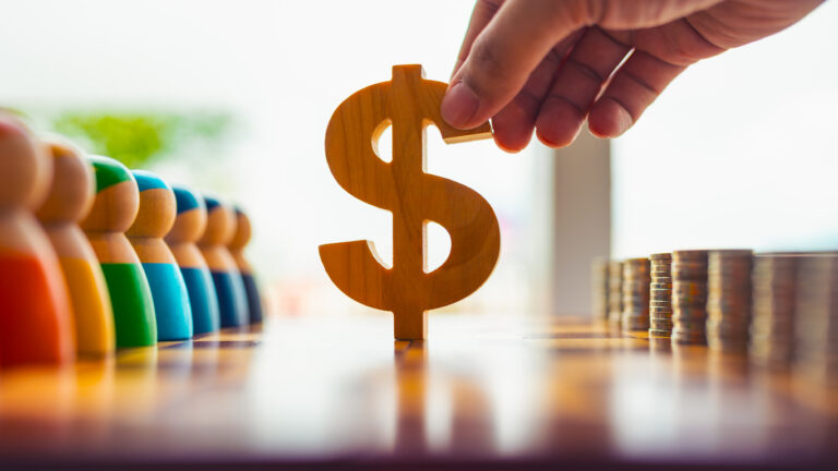 Markets Calm as Oil Price Holds Below Crisis Levels, Dollar Gains but Lacks Conviction