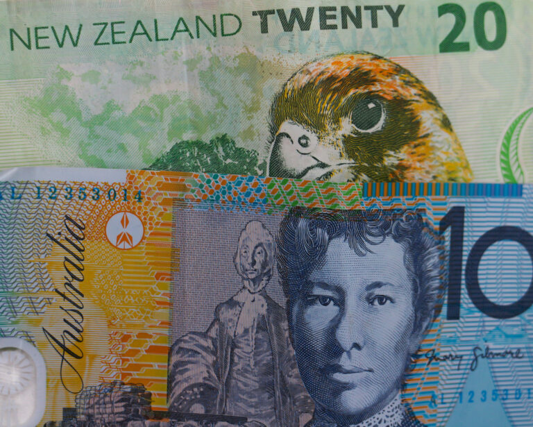 AUD/NZD Correction Risk Growing After RBNZ and Australia CPI, But Confirmation Still Missing