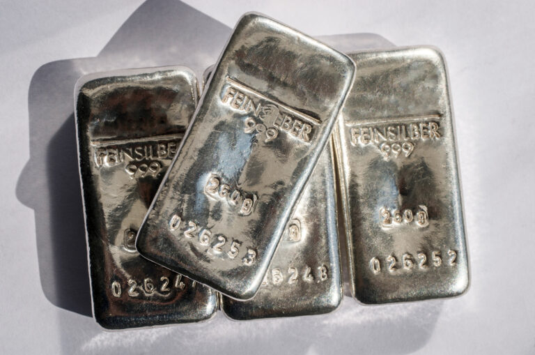 Silver Risks Falling to $50 as Dollar Holds Firm and Solar Demand Shifts