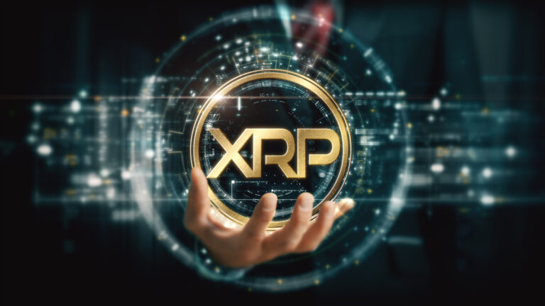 XRP/USD: Symmetrical Triangle Forms as Trading Volume Fades